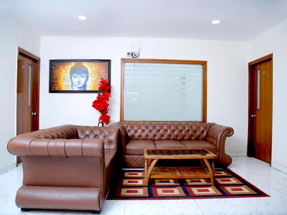 Maplewood Guest House, Neeti Bagh, New Delhiit Is A Boutiqu Guest House - Room 3 Bagian luar foto