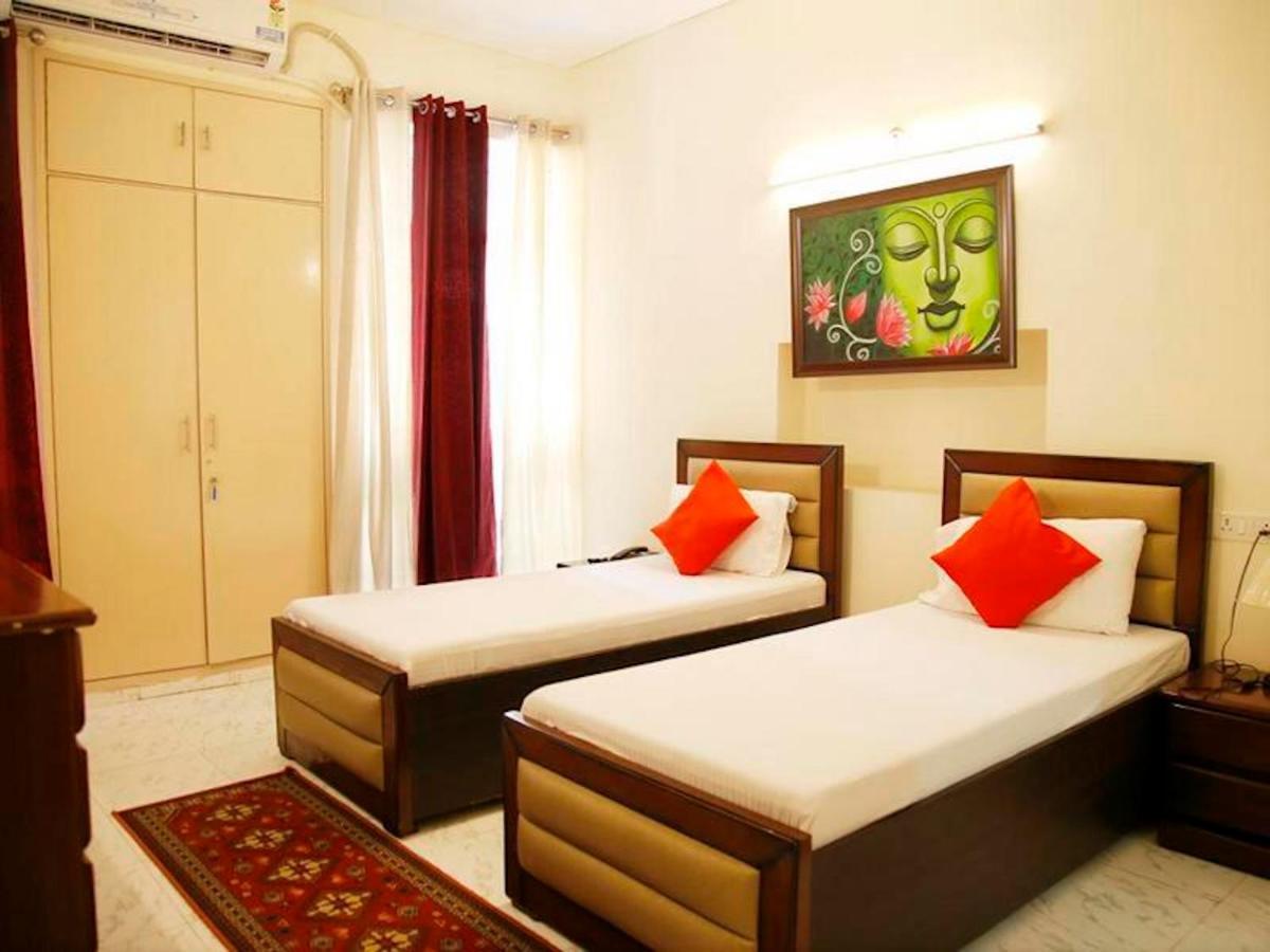 Maplewood Guest House, Neeti Bagh, New Delhiit Is A Boutiqu Guest House - Room 3 Bagian luar foto